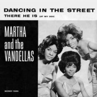 Dancing In The Street - MARTHA & THE VANDELLAS