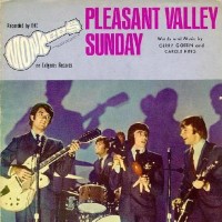 Pleasant Valley Sunday - MONKEES
