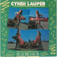 CYNDI LAUPER - Girls Just Want To Have Fun